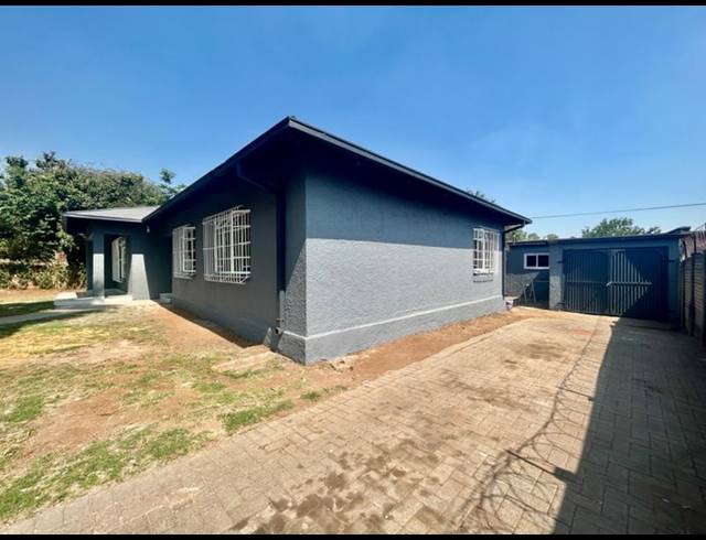 3 BEDROOM HOUSE FOR SALE IN VANDERBIJLPARK CW 6